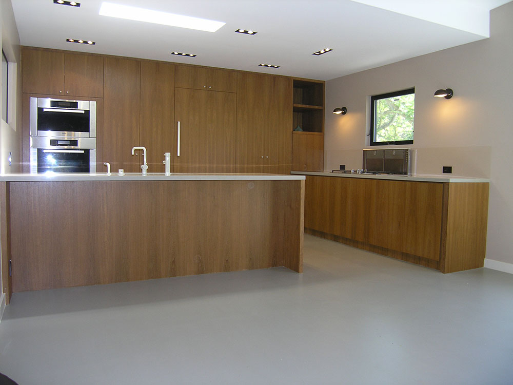 galley-kitchen-gil-1